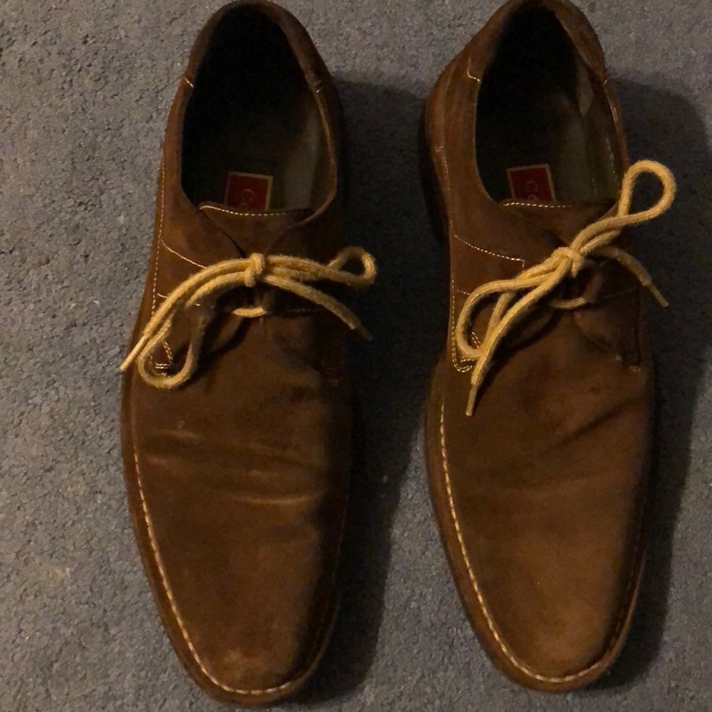 Brown suede Cole Haan shoes. Very good condition.